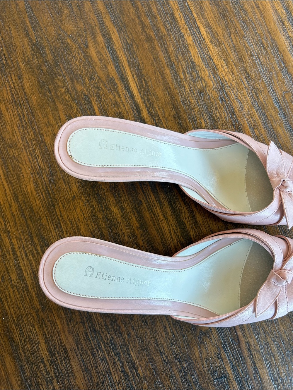 Etienne Aigner Vintage Pink Leather Bow Kitten Heels Coquette Y2K Minimal Heels - Picture 3 of 7